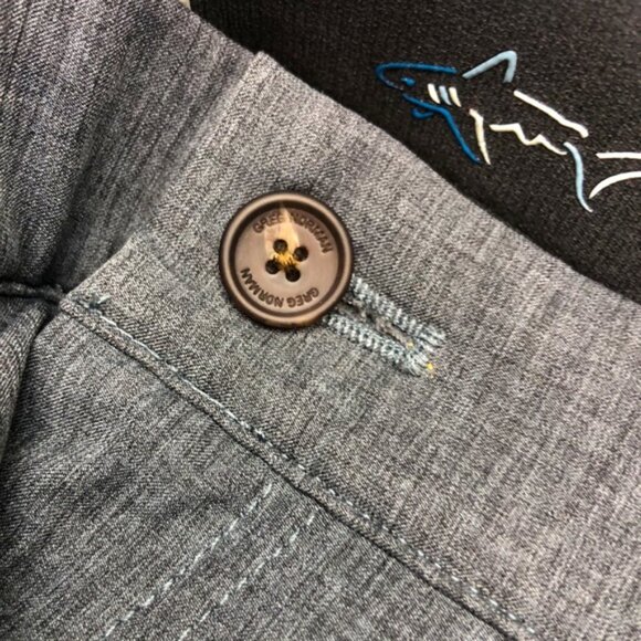 LIKE NEW PREMIUM GREG NORMAN GRAY SPORTS SLACKS 40x32 - Picture 4 of 12